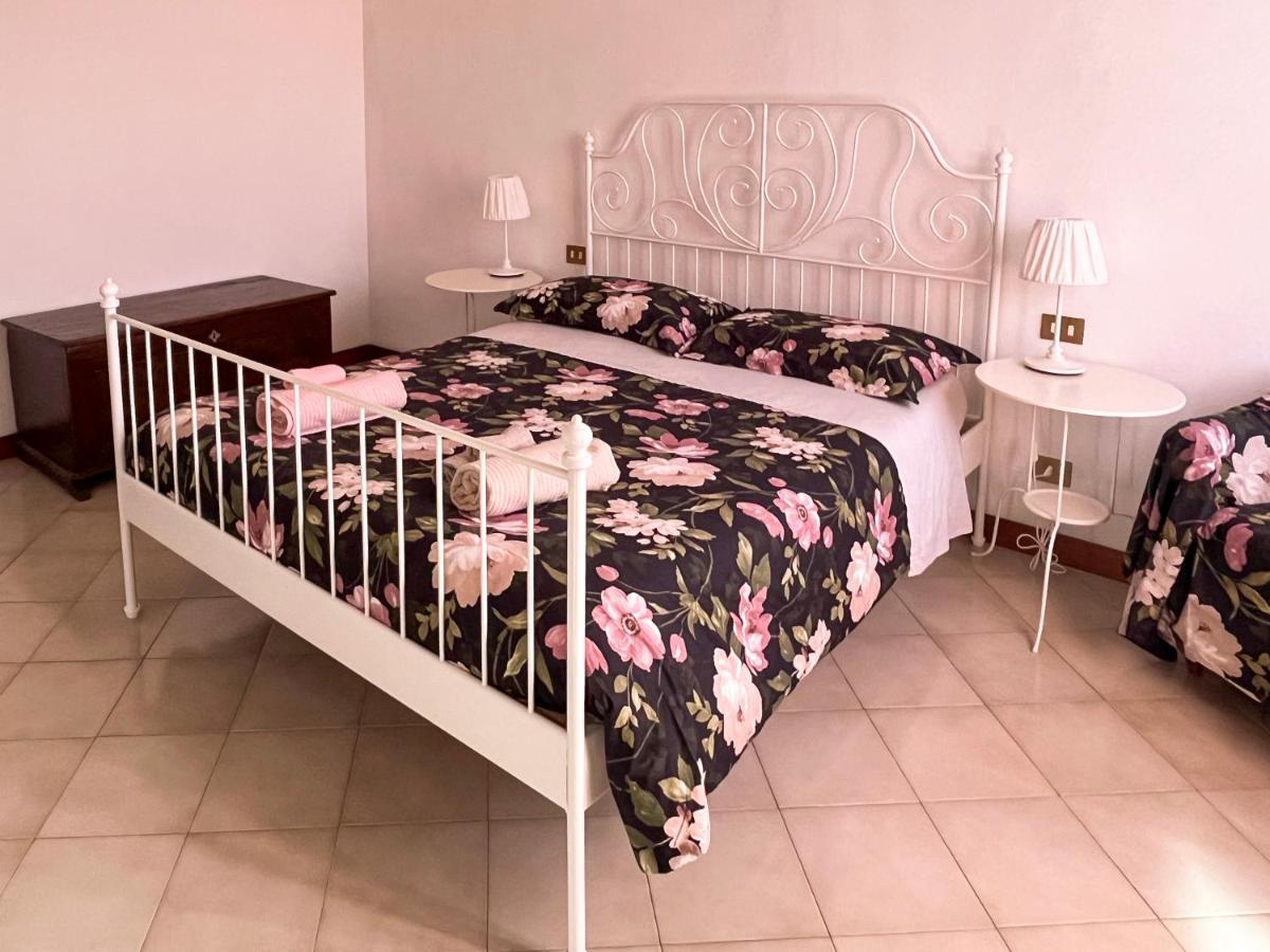 Villetta Stile Liberty A Marina Di Pisa Exterior photo